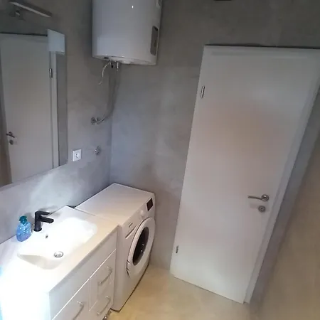 度假居 Kuca Za Odmor Galija 斯里马